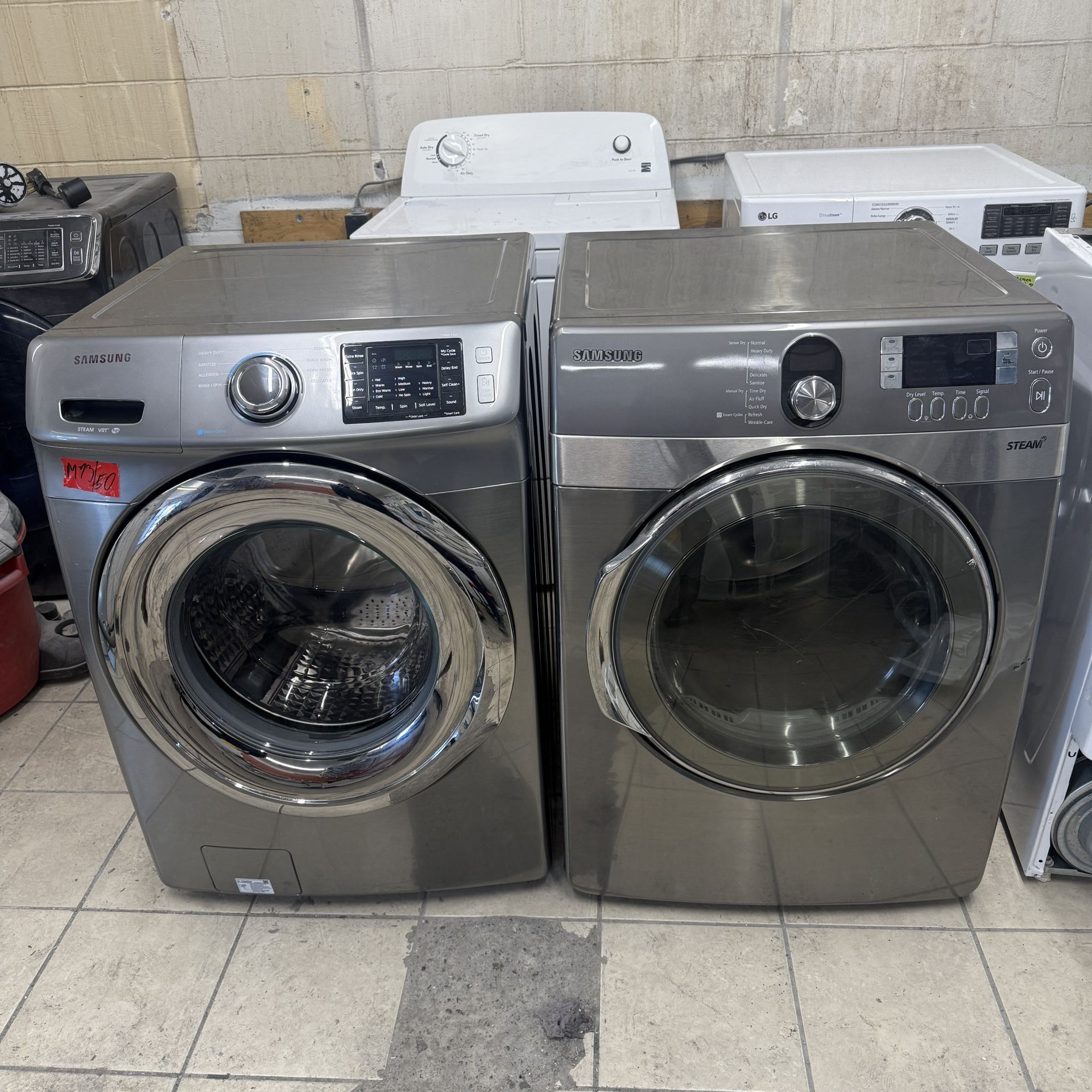 SAMUNG WASHER DRYER ELECTRIC STACKABLE STEAM