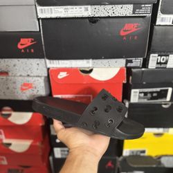 Gucci GG Slide Rubber Black size 10 USED But Clean 