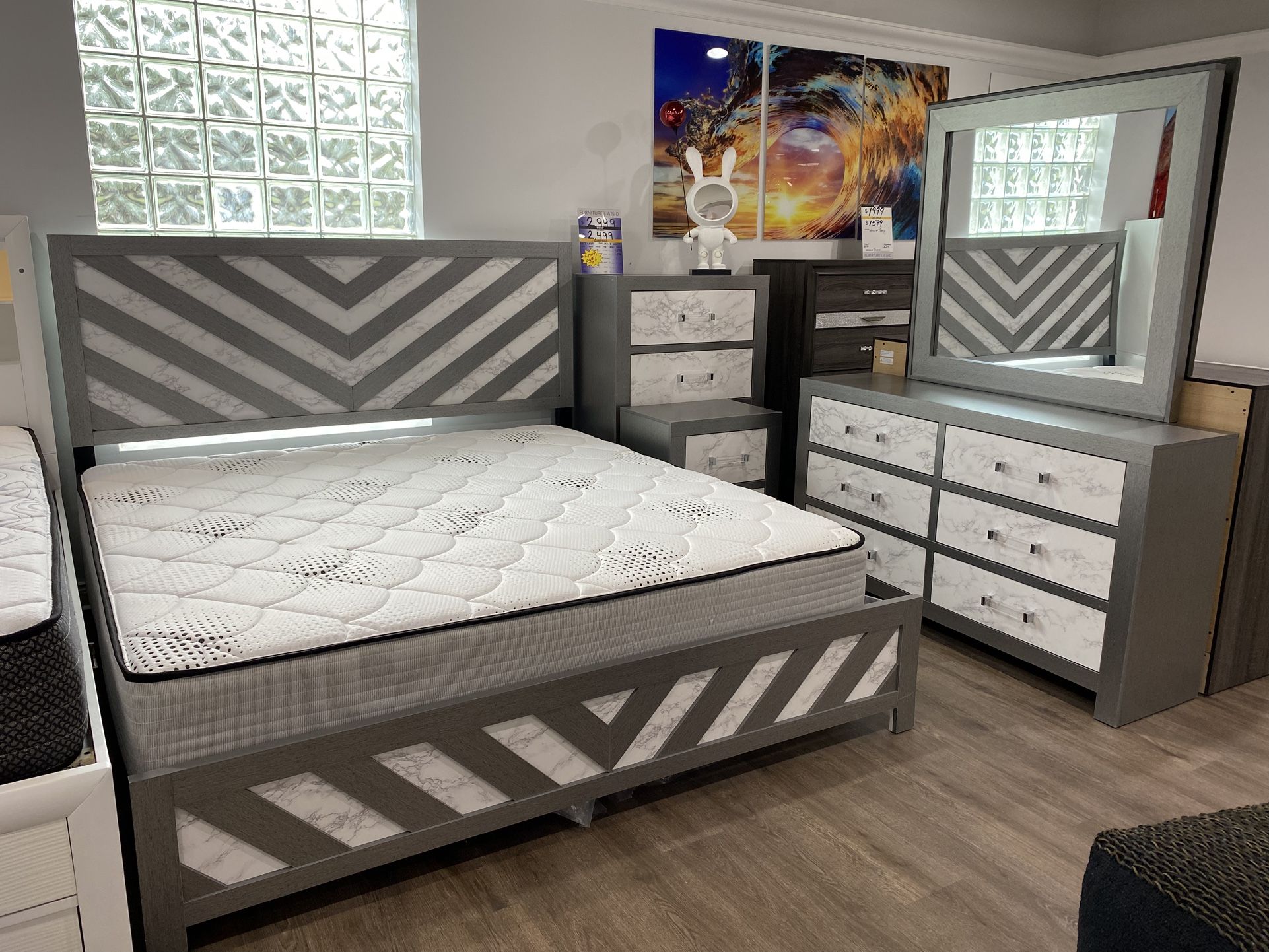 KING BED DRESSER MIRROR NIGHTSTAND ON SALE NOW OFFER ENDS 11/30/25!!**