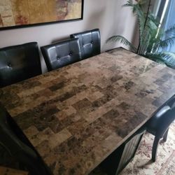 Raymour And Flanigan Marvel Top Dining Table & 6 Leather Chairs