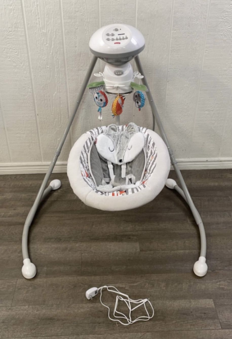 Fisher Price Peek-.A-Boo Fox Swing 