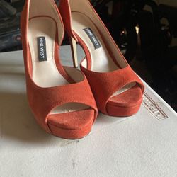 Nine West Pumps/high Heels Size 5 1/2