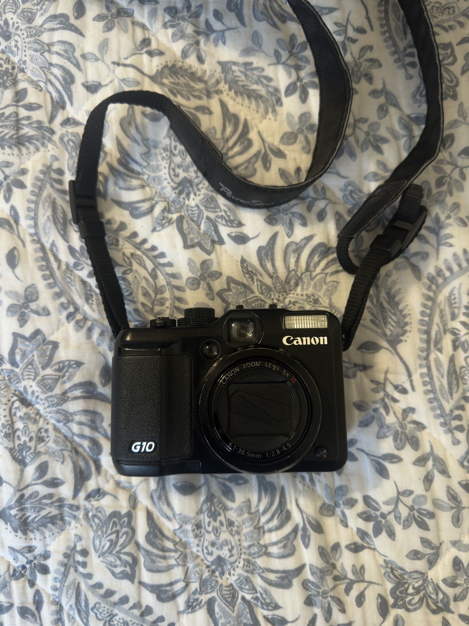 Canon G10