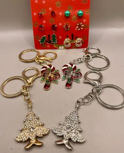 Christmas Jewelry Set. 2 Trees And 2 Candy Can Key Chains And 6 Pair Of Stud Earrings