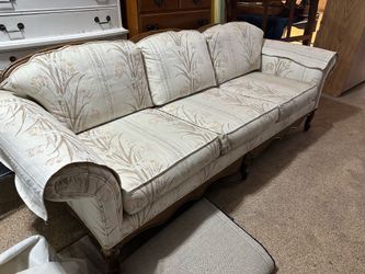 Beige vintage floral couch