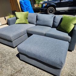 Modern IKEA FINNALA GREY SECTIONAL-Excellent Condition!