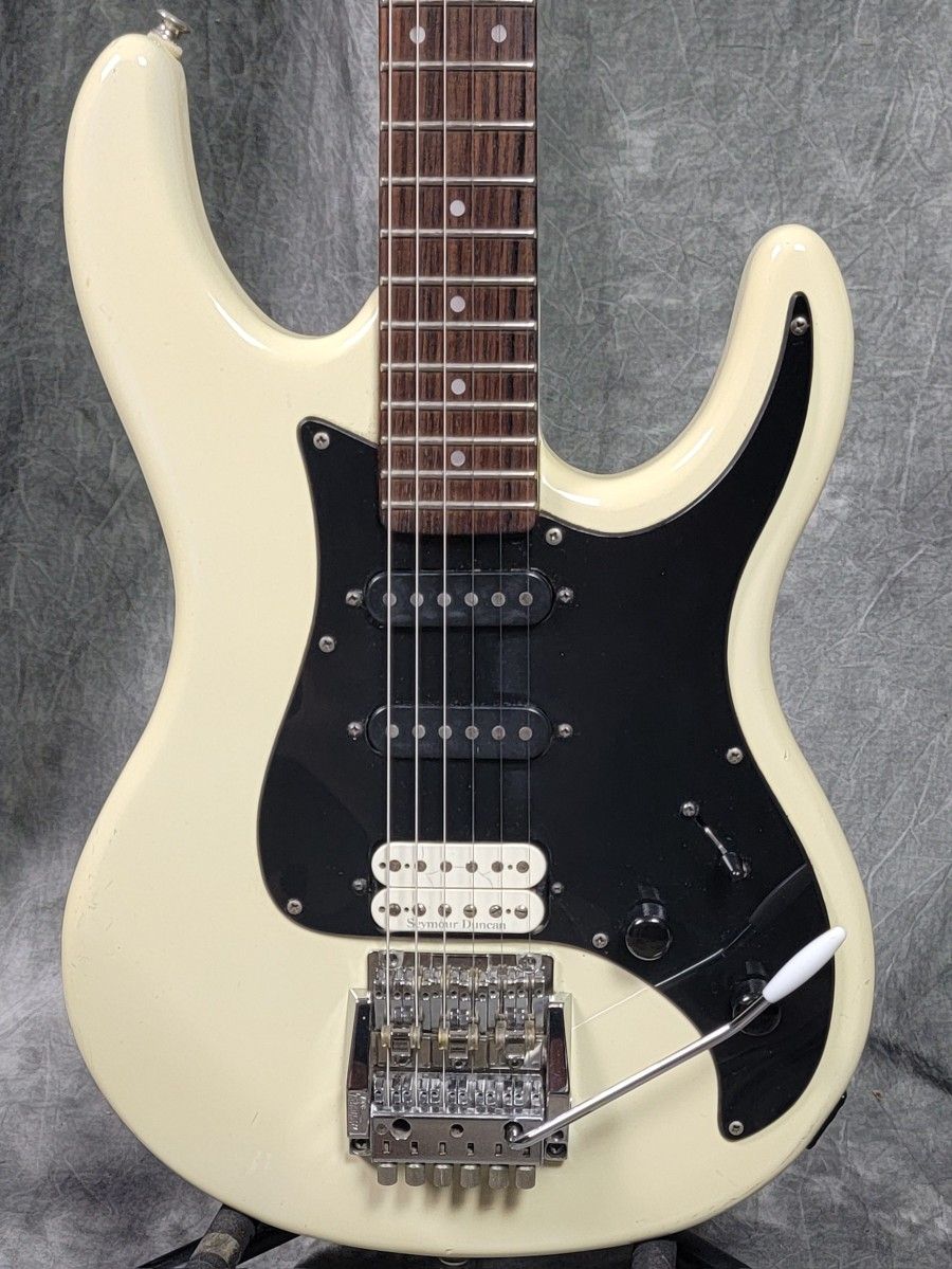 VINTAGE SHREDDER 1987 Washburn G-2V w/Wonderbar Locking Trem, Seymour Duncan PU!