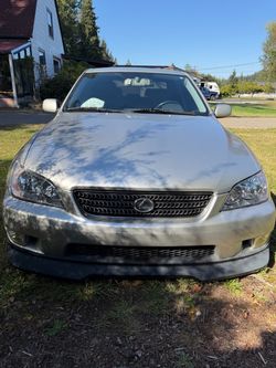 Lexus is300