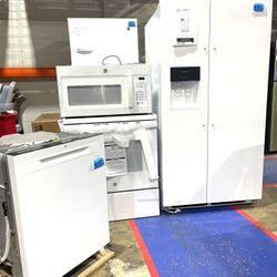 Brand new GE4 piece kitchen set package