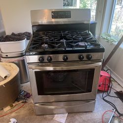 Kenmore 30” Slide In Gas Range