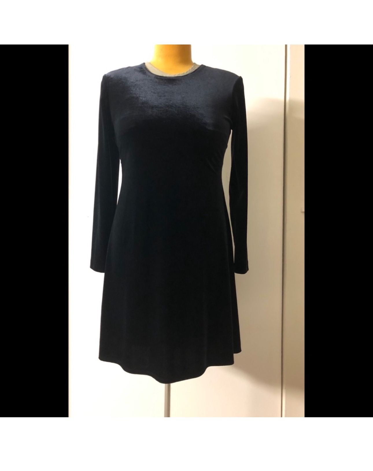 Teddi Evening Faux Velvet Dress size 8 A-Line Stretchy party casual flared