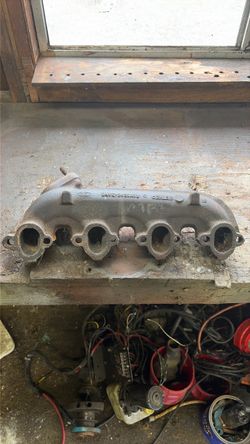 1974 Ford 429 460 exhaust manifold D4VE-9430-A1B