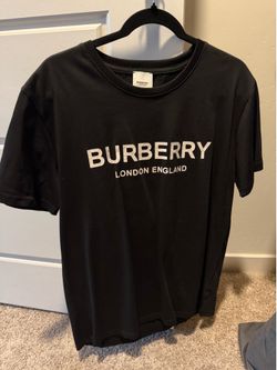 Burberry t-shirt