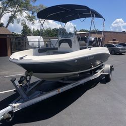 2017 186 Stingray Center Consul 