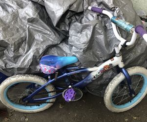 Frozen kids bike