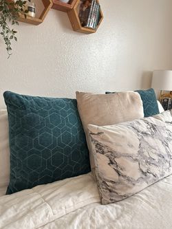 Throw Pillows