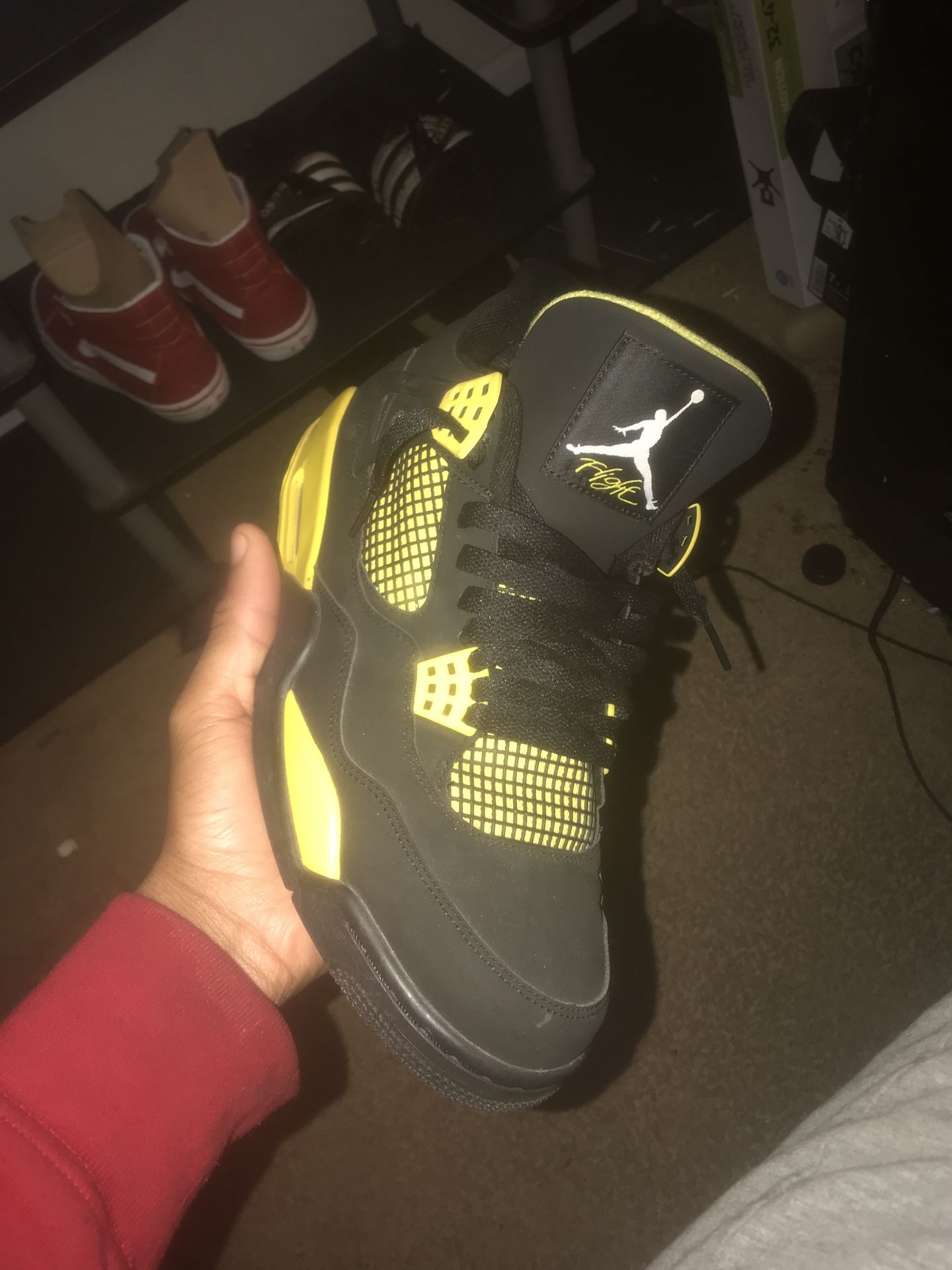 Jordan thunder 4