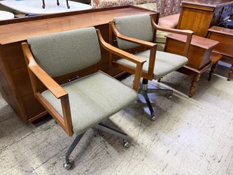 1 MID CENTURY MODERN WALNUT DESK CHAIR ADJUSTABLE VERY COMFORTABLE vintage