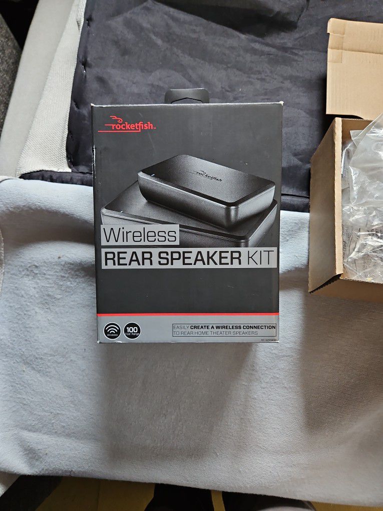Rocketfish Wireless Rear Speaker Kit