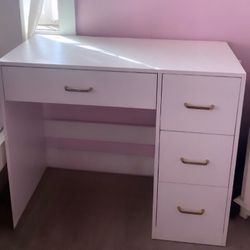 Vanity/Desk 