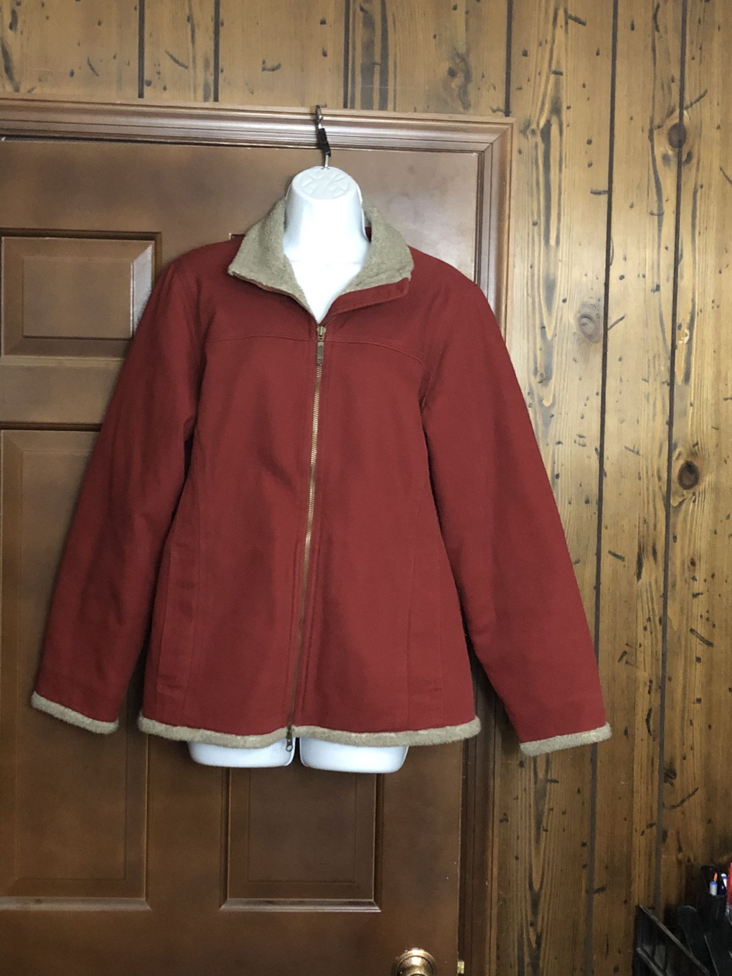 Duluth Trading Co Sherpa Lined Womens Chore Coat - Medium