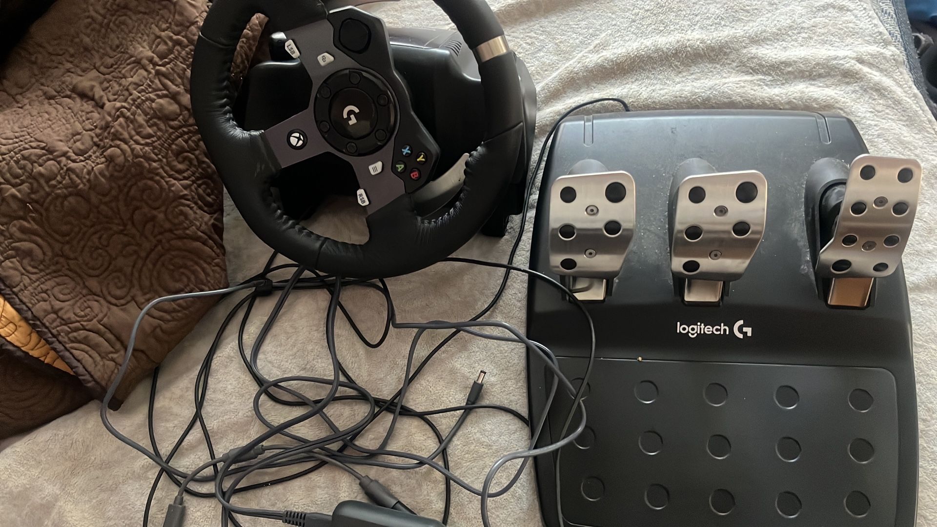 Logitech G920 Steering Wheel 