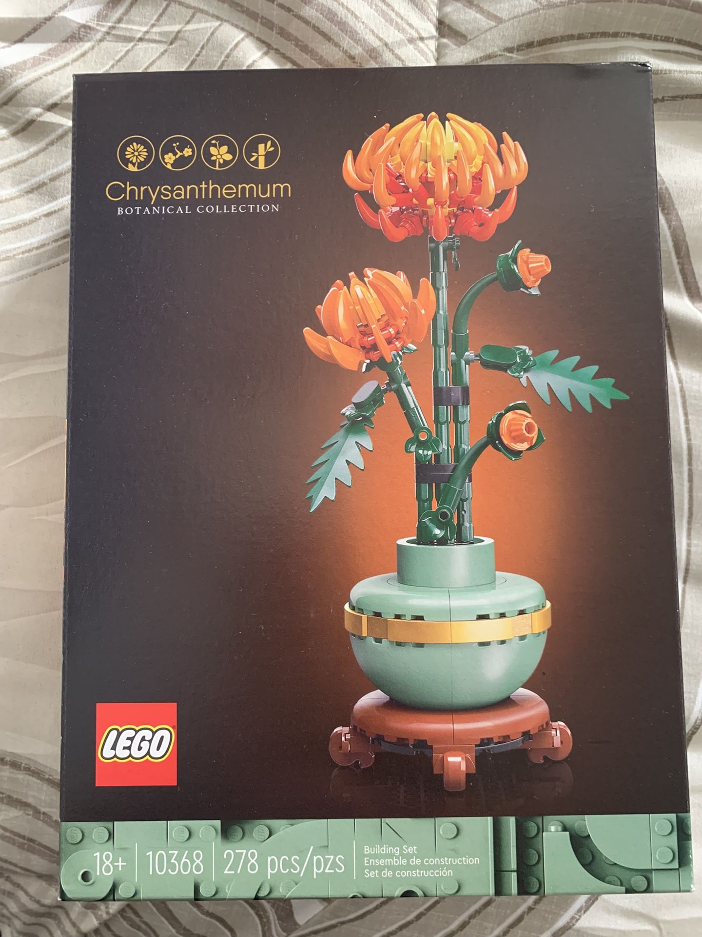 LEGO Chrysanthemum Botanical Collection 278 pieces, set 10368 brand new Coral Springs 33071