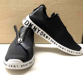 DKNY Melissa Black & White Fabric Low-Top Zipper Fashion Sneakers 