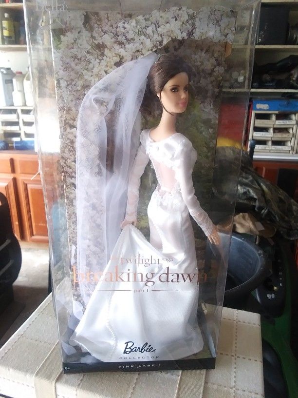 Barbie Bella Doll Breaking Dawn Twilight Saga Breaking Dawn Part