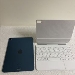 iPad Air 11” 5th Gen M1 64GB Blue with magic keyboard 