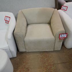 Swivel Accent Chair — (Tan)