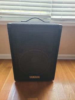 Yamaha S12E 12 In 2-Way Speaker