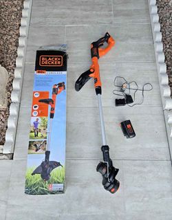 BLACK And DECKER 40V Weed Eater String Trimmer KIT