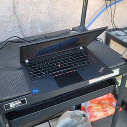 Lenovo: Core i7. Windows 11 V-24H2, Wi-Fi. MS-office. M.2 Drive, WebCam.