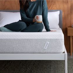 Queen Mattress and Foldable Boxspring