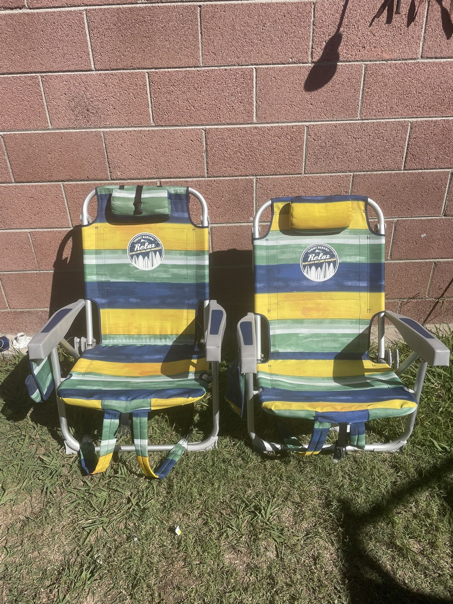 Tommy Bahamas Beach Chairs W Cooler