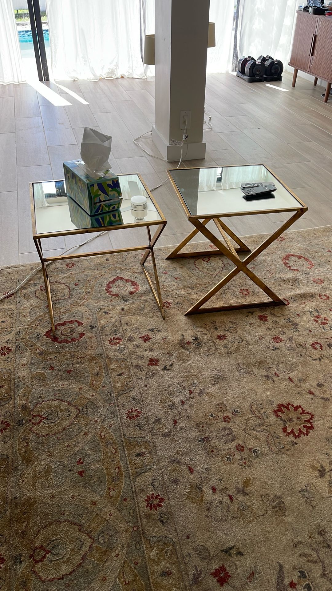 Gorgeous side table with a mirror in the top
