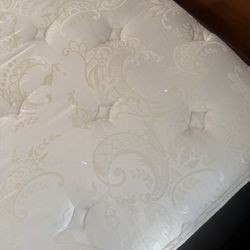 California King Mattress With Box Spring Set 
