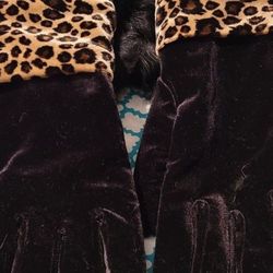 Mink Shawl With Lepord Print Gloves and Ear Muffs 