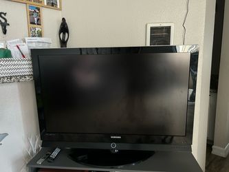Samsung Flat Screen TV with Apple TV Box