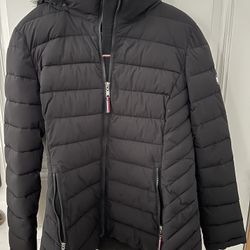 Tommy Hilfiger Woman’s Winter Jacket / Size M