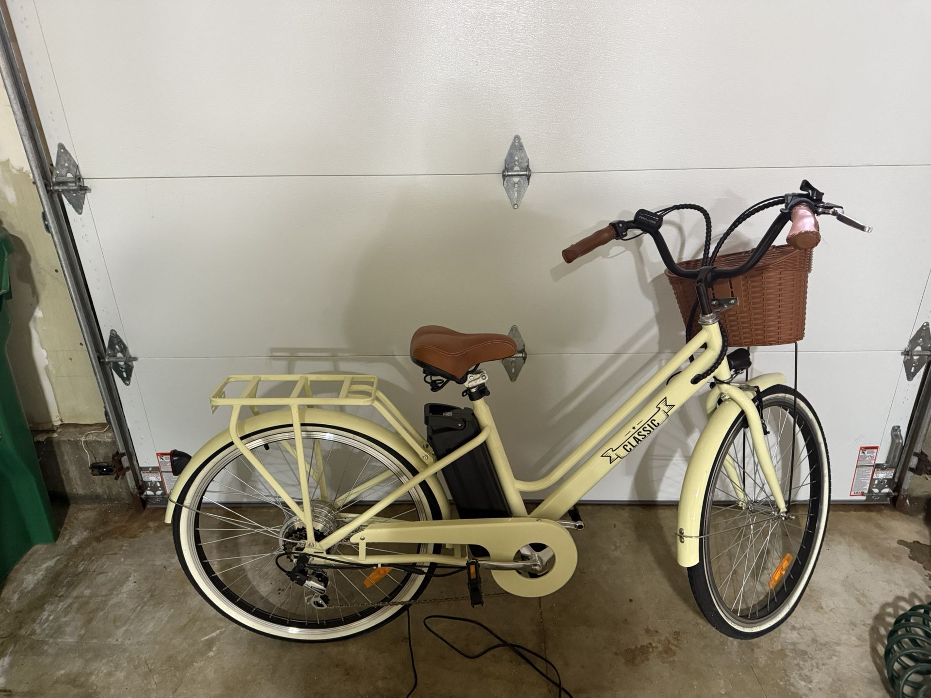 Nakto City Electric Bicycle Classic 26”
