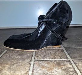 Calvin Klein never worn women's wedge dress shoes