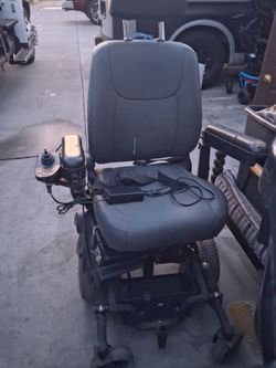 Power wheel chair