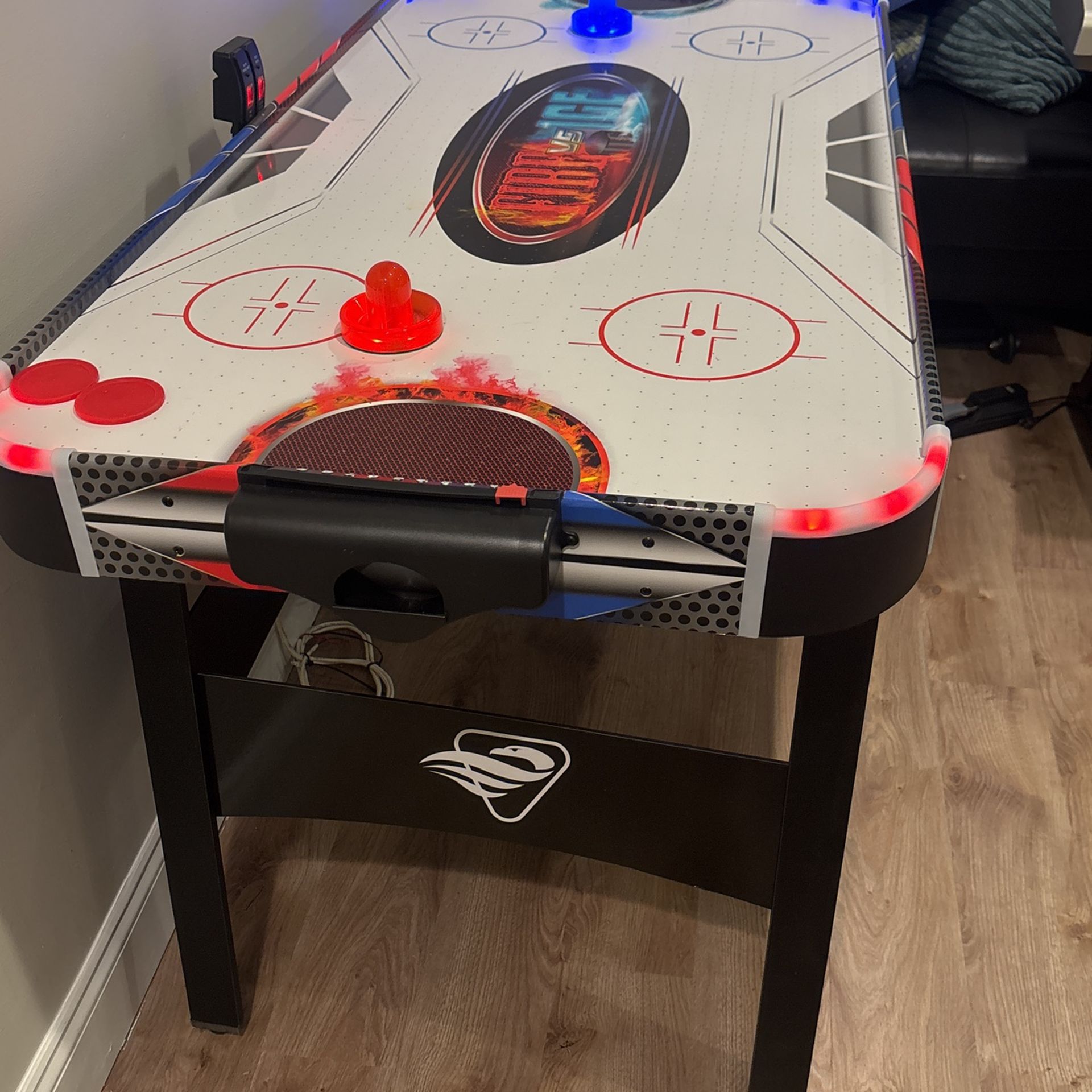 Air hockey Table
