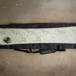 Forum Digital Camo 153 Snowboard 