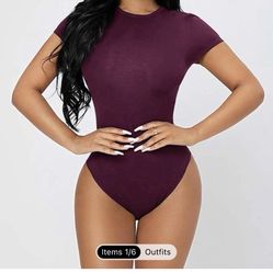 SHEIN PETITE Solid Slim Fit Bodysuit
