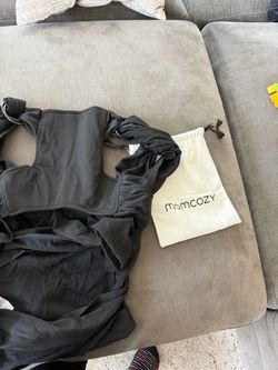 Momcozy Baby wrap