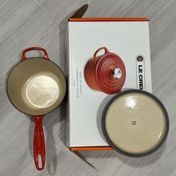 Le Creuset 2.25 Qt Signature Enameled Cast Iron Saucepan