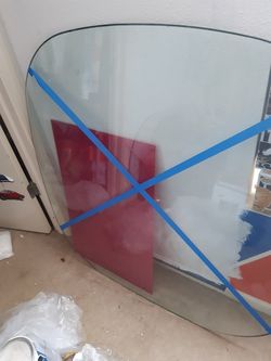 Glass for dining table